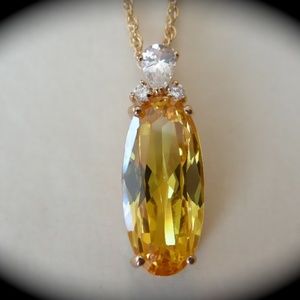 Statement piece Huge Peridot Cubic Zirconia Pendant w Chain 18k gold filled new